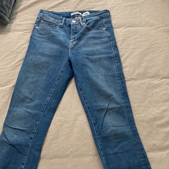 Good American Good Legs Skinny Jeans - Picture 3 of 3